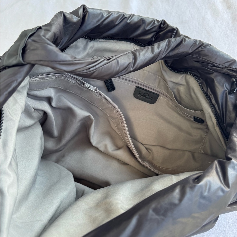 NWOT Kipling Black Women's Puffer Bag - Picture 3 of 5